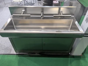 Advantages of Choosing a Stainless Steel Sink Table Supplier with Custom Solutions